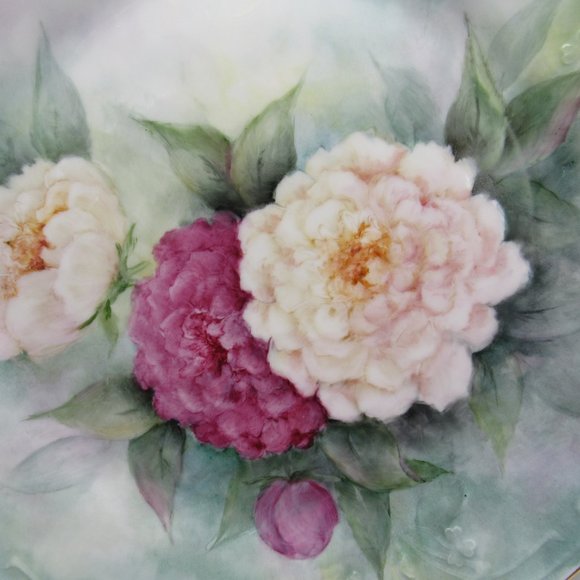 LOVELY HAND PAINTED 10" DIAMETER PLATE - Picture 3 of 7